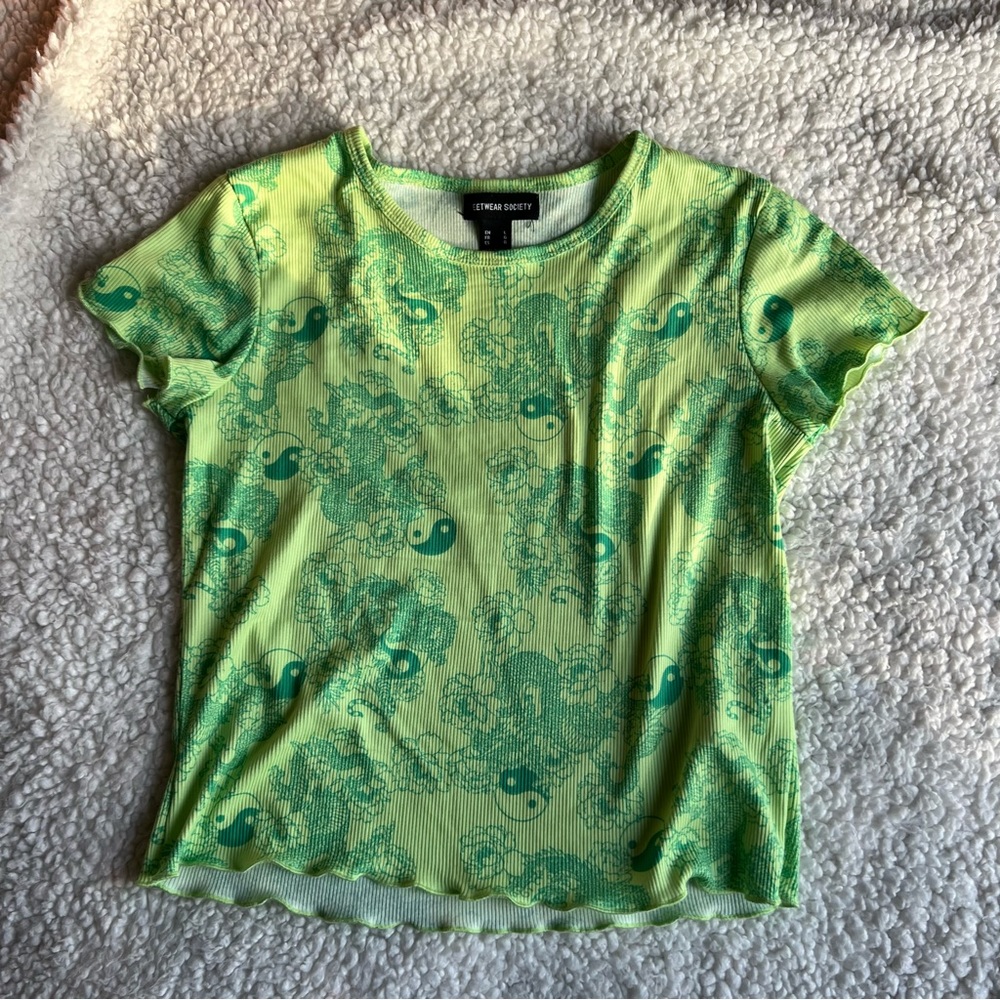 NWOT Streetwear Society Green Dragon Yin & Yang T-Shirt Size L